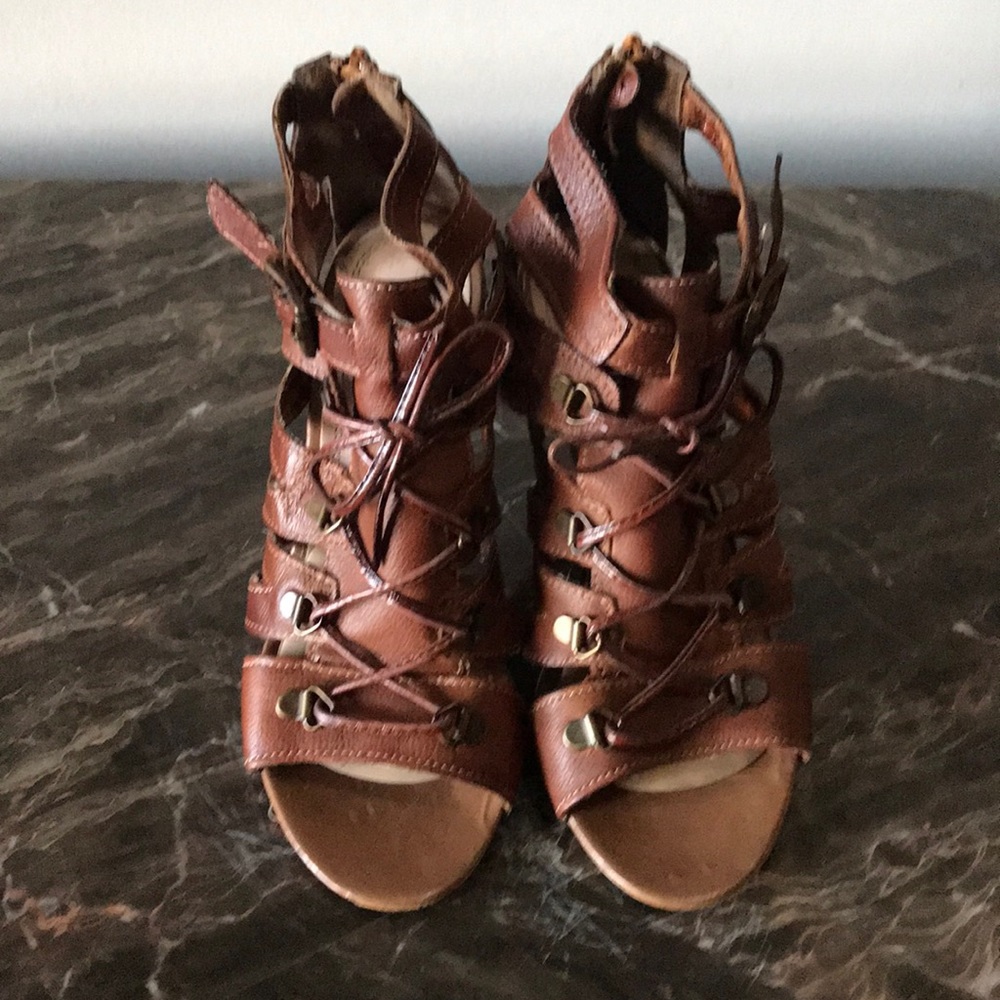 Aldo Lace Up/ Bootie Size 6